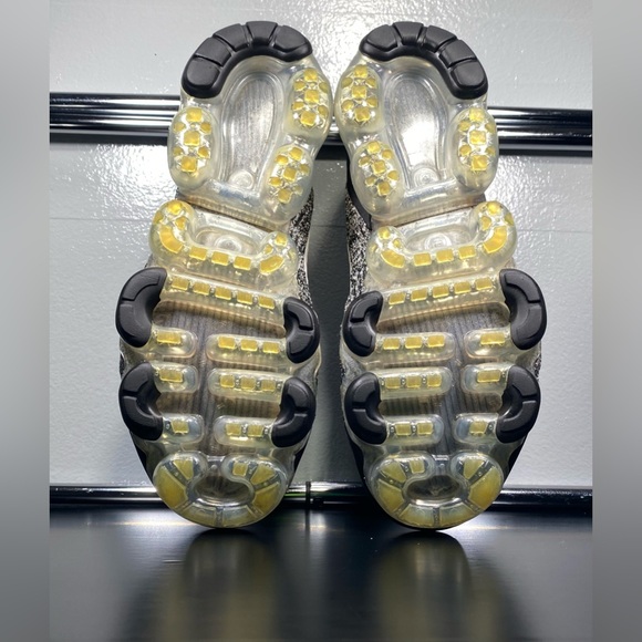 🖤🤍US 10-Nike VaporMax Flyknit 3 "Oreo" Women's Athletic Sneakers AJ6910-001 - Picture 5 of 16